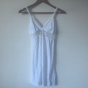 White lace and knit chemise